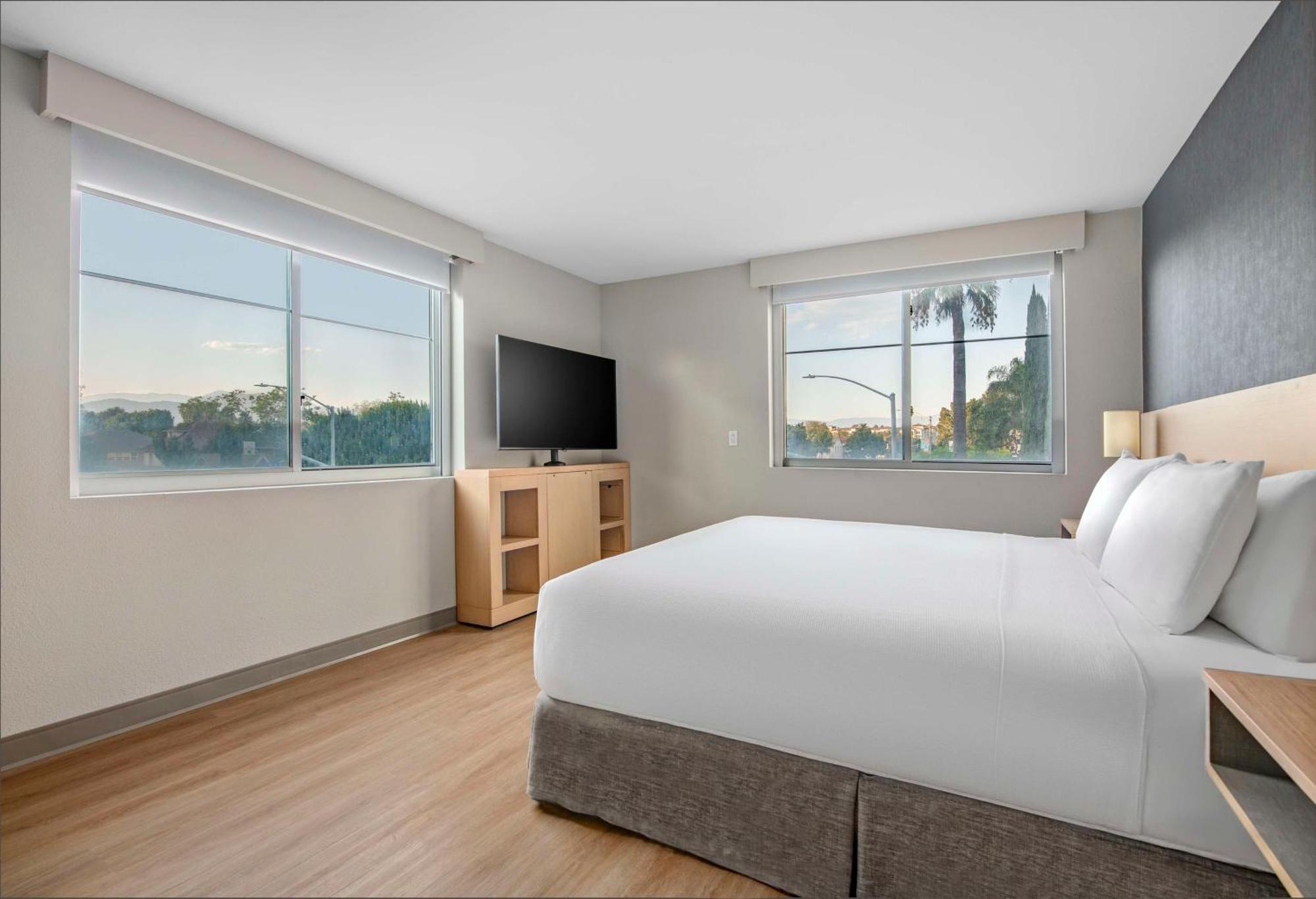Hyatt Place Riverside Downtown Extérieur photo